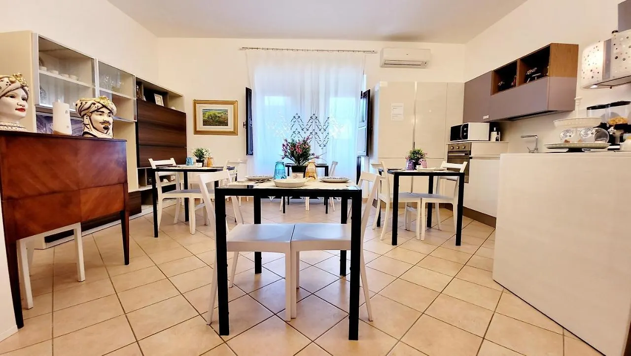 Melody Room Avola Bed & Breakfast