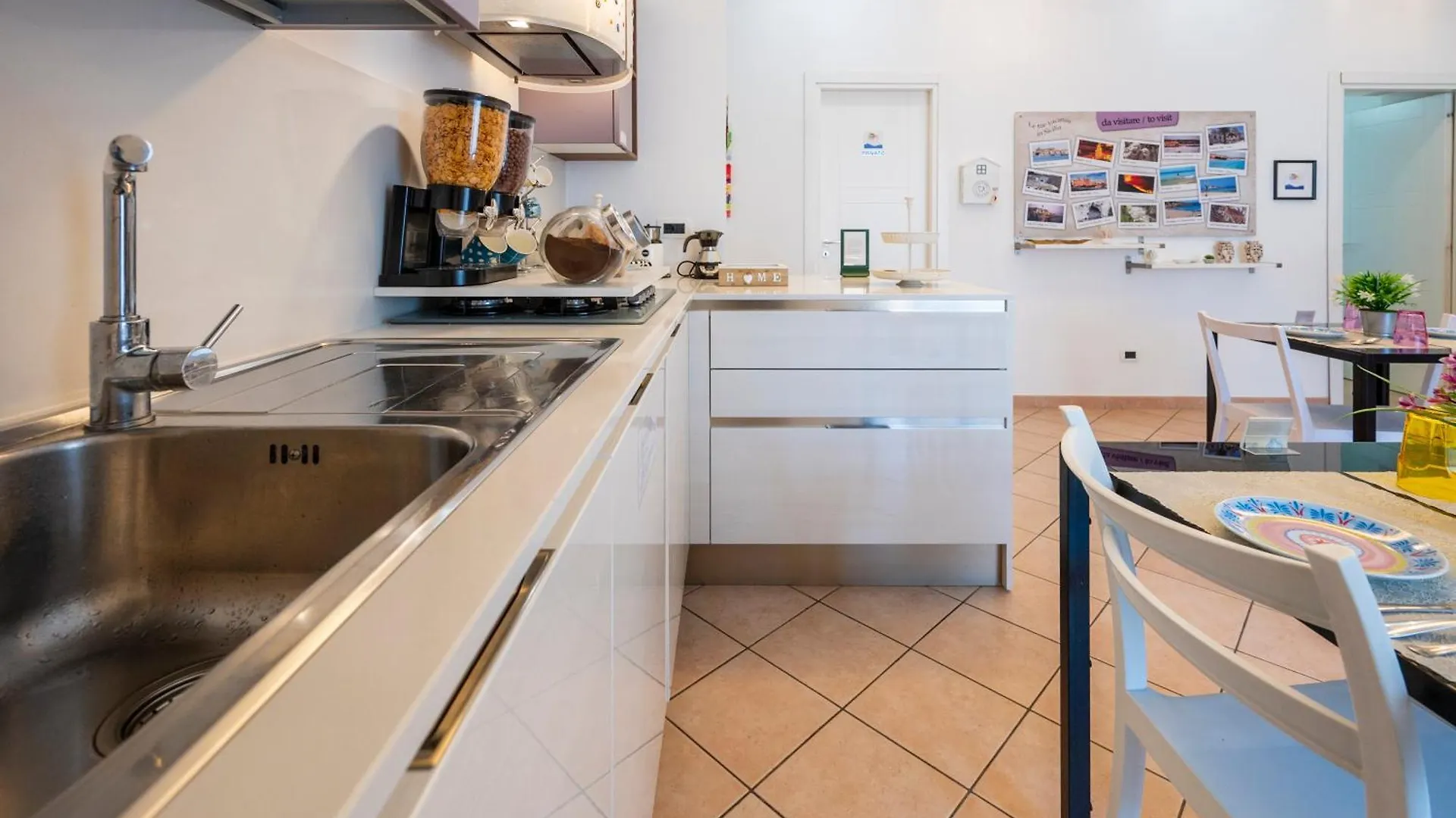 Bed & Breakfast Melody Room Avola