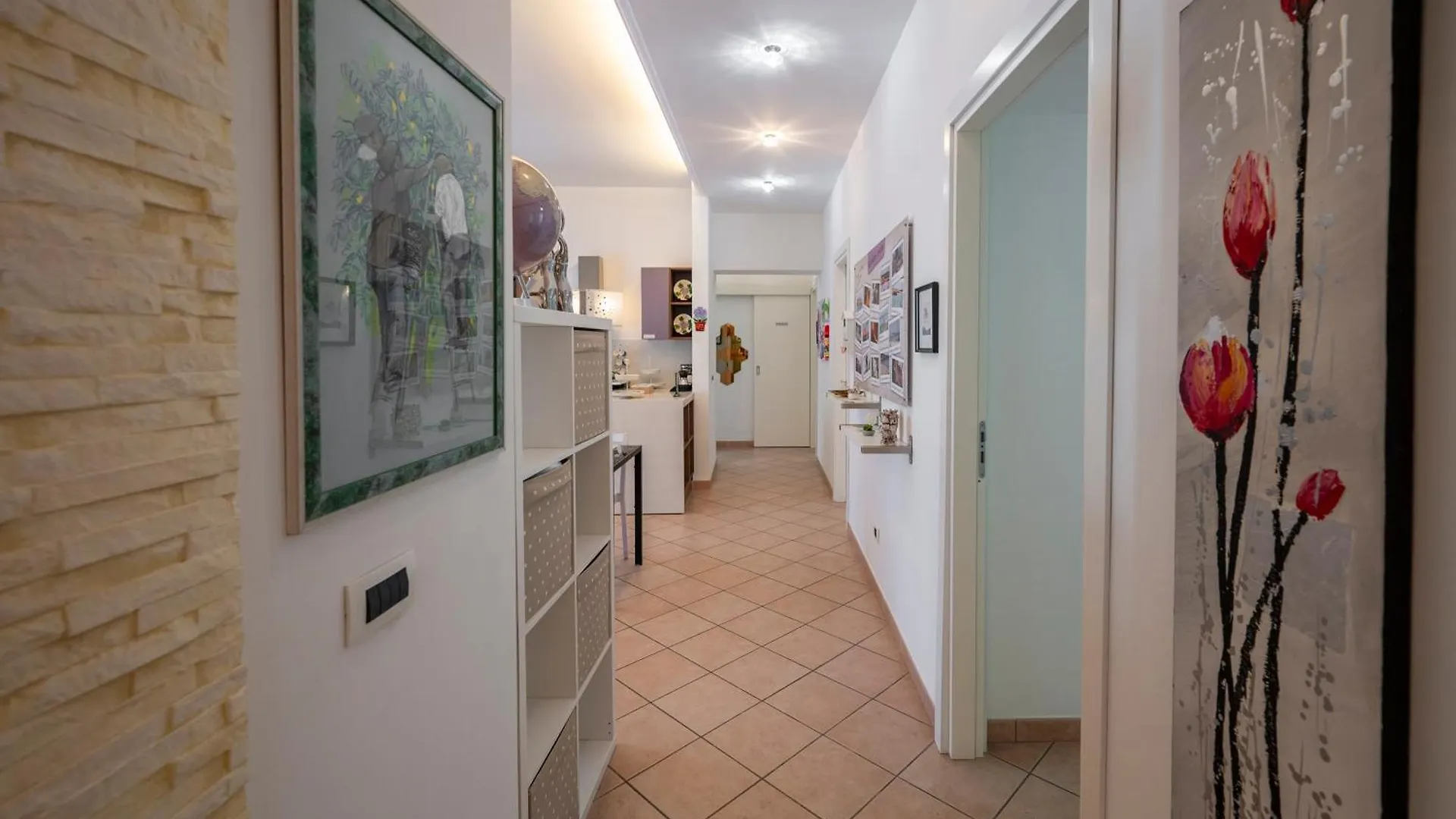 Melody Room Avola 0*,  Italien
